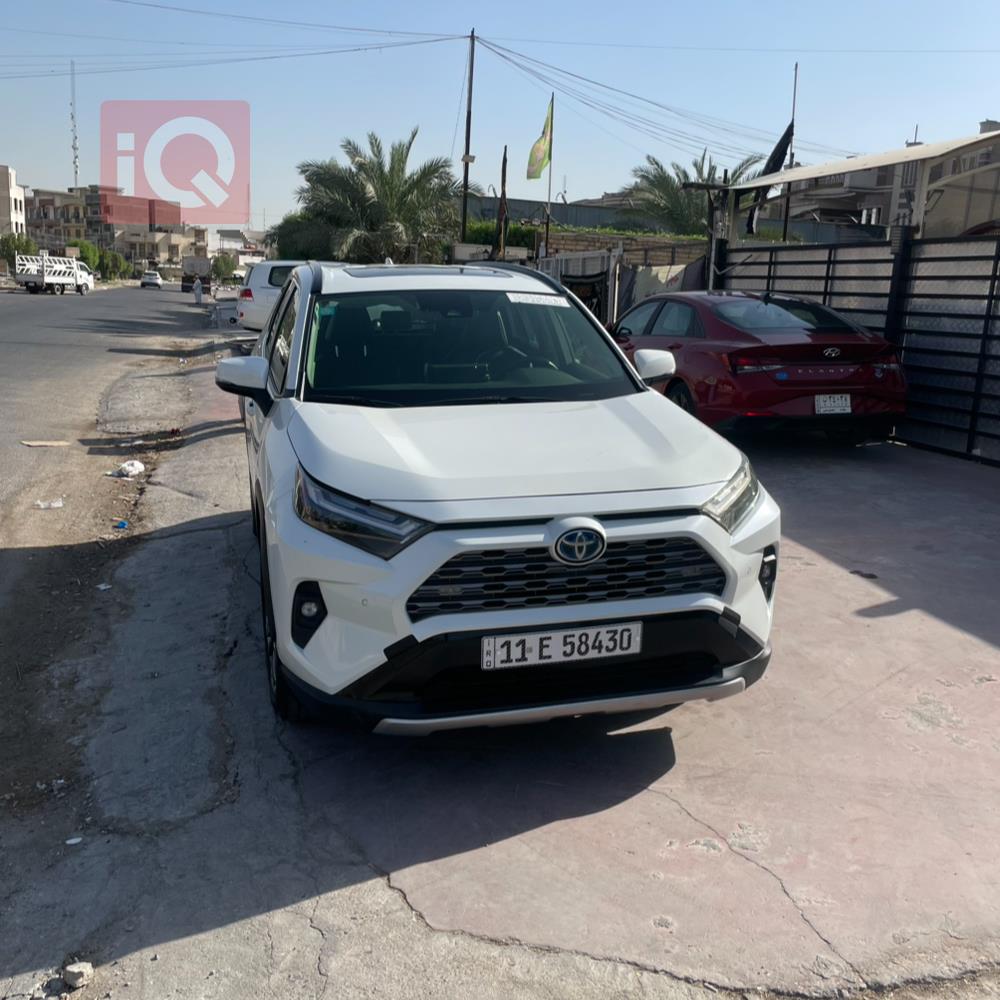 تويوتا راف 4
